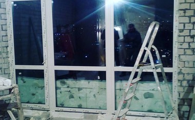 стеклянная перегородка на балкон