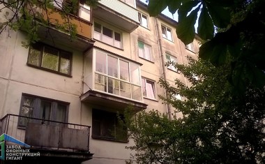 французское остекление в панельном доме в Москве