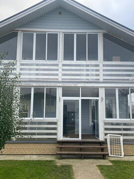 остекление веранды загородного дома